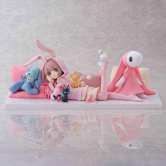 Japan_CLAMPexhibition_CardcaptorSakuraScaleFigure