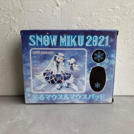 Hatsune Miku / SNOW MIKU 2021 Light-Up Mouse & Mouse Pad Set
