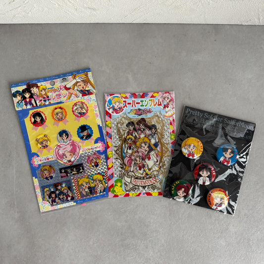 JapanExclusive_vintage_SailorMoon-Sticker&Badge