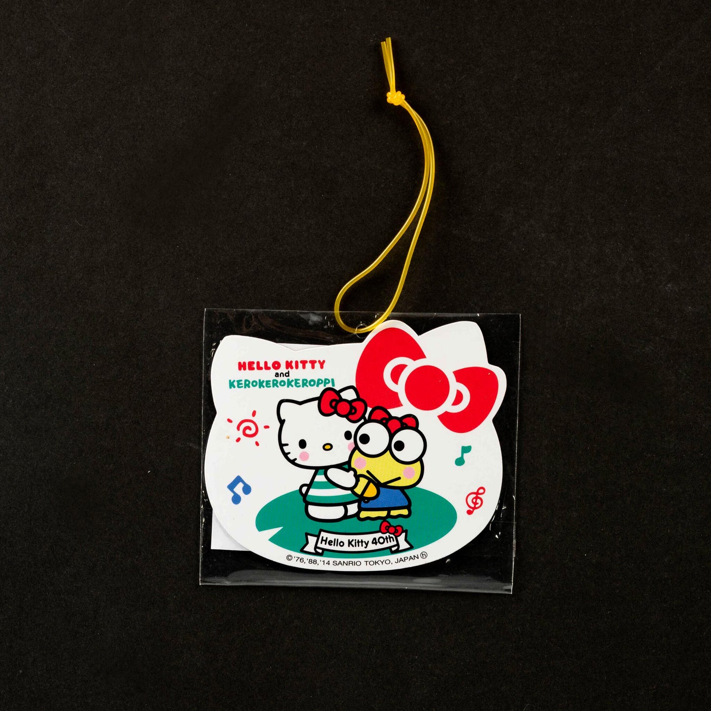 JapanExclusive_vintage_HelloKitty40thAnniversaryMagnet_KeroKeroKeroppi