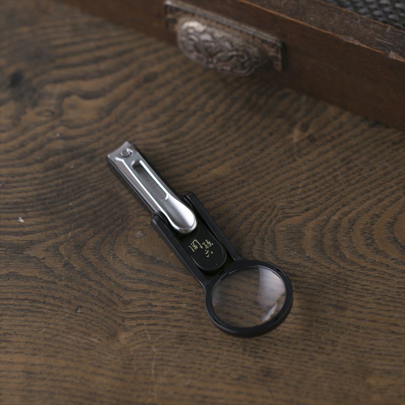 KAI Nail Clippers with Magnifier / Sekinomagoroku ESize M / Made in Japan