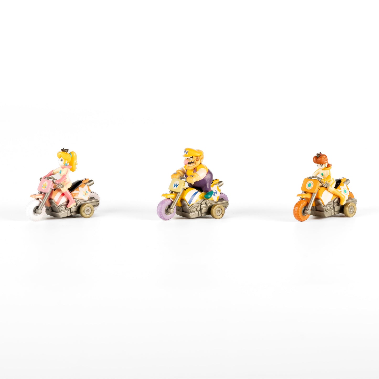Japan Exclusive_Vintage_Mario Kart / Pull-Back Mini Figures - Mario, Peach, Yoshi, Toad, Daisy & Wario_03