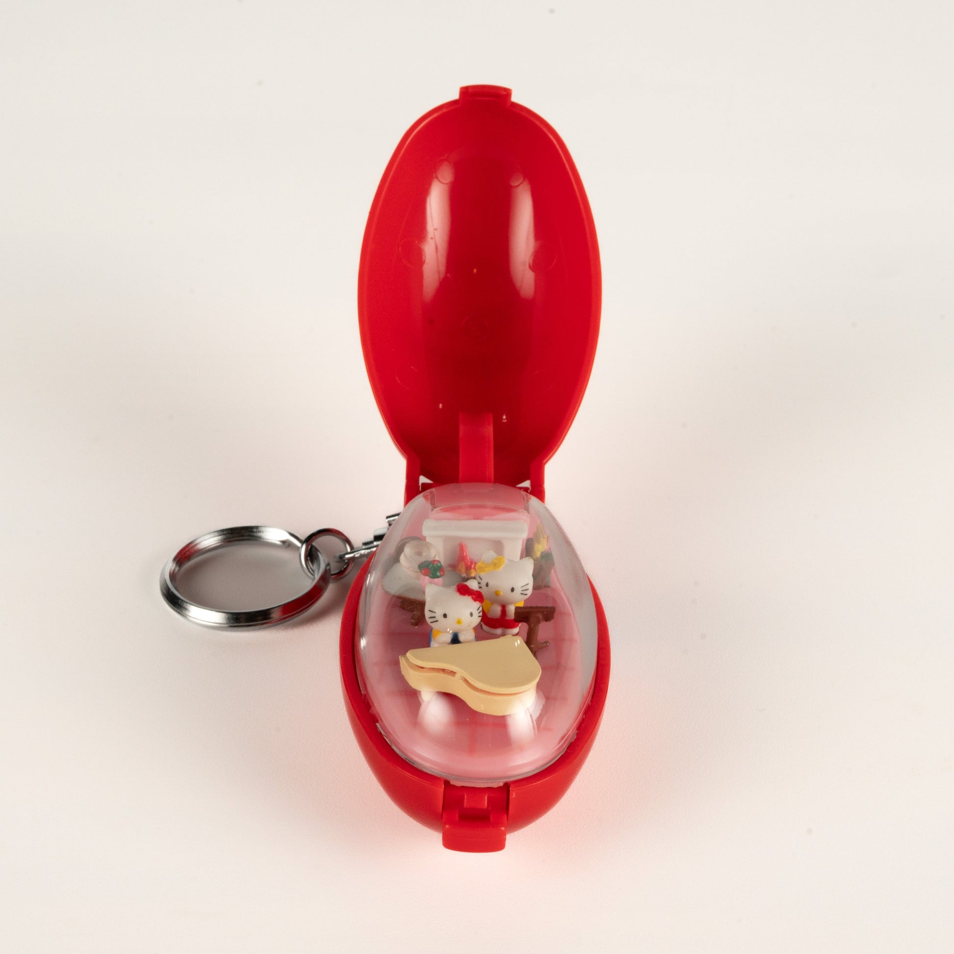 japanexclusive-vintage-hellokitty-pocket-critters-wind-up-toy-hellokitty_mimmy-otakupopmall-03