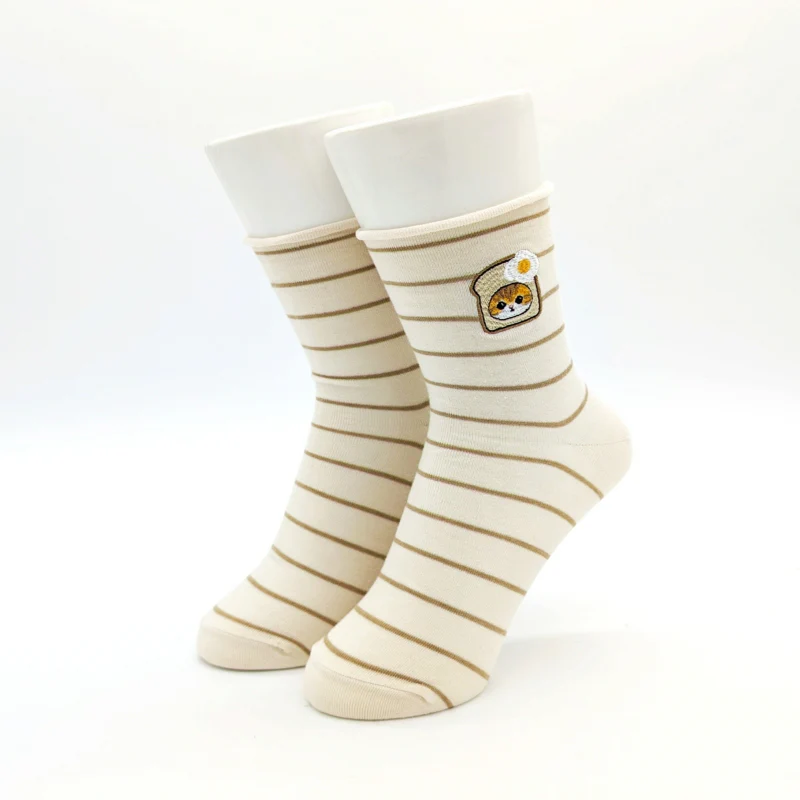 mofusand / Crew socks - Pan Nyan Embroidery Ivory