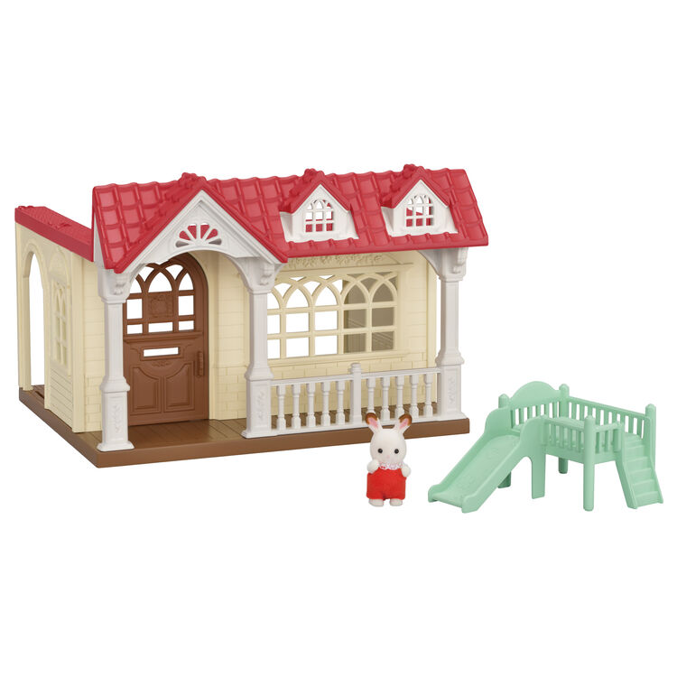 sylvanian-families-beechwood-hall-red-berry-forest-house