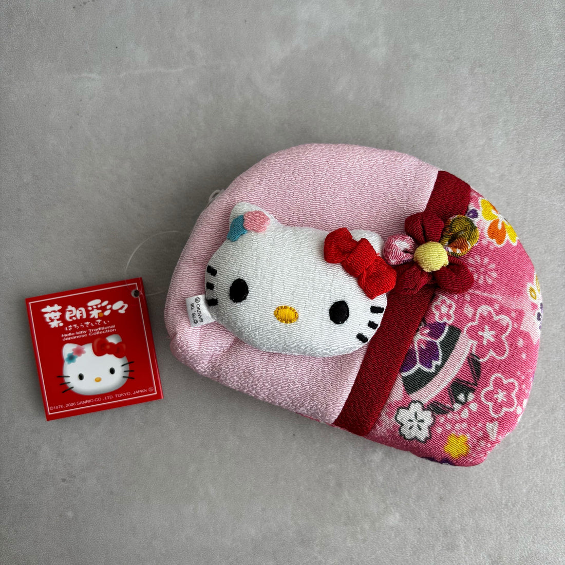 otakupopmall-sanrio-hello-kitty-2006-pink-japanese-pattern-pouch