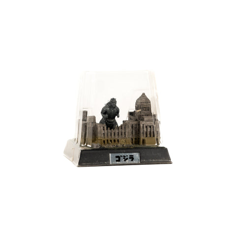 Godzilla / Diorama Figure Supervised by Yuji Sakai – 1. Godzilla
