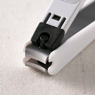 KAI Nail Clipper / Bloom Nail New Standard  ESize M White Edge / Made in Japan