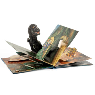 Japan_GodzillaPop-UpPictureBook_TheLegendofGodzilla_02