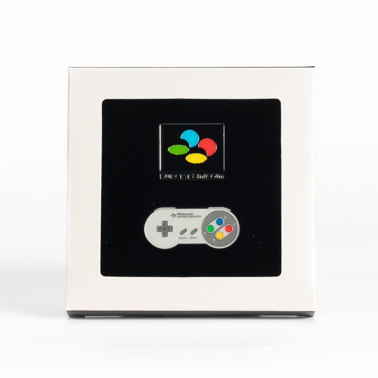 Nintendo Museum / Super Famicom Pin Badge Set