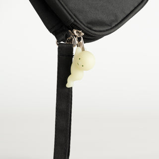 Smiski_Zipperbite_HangingOn