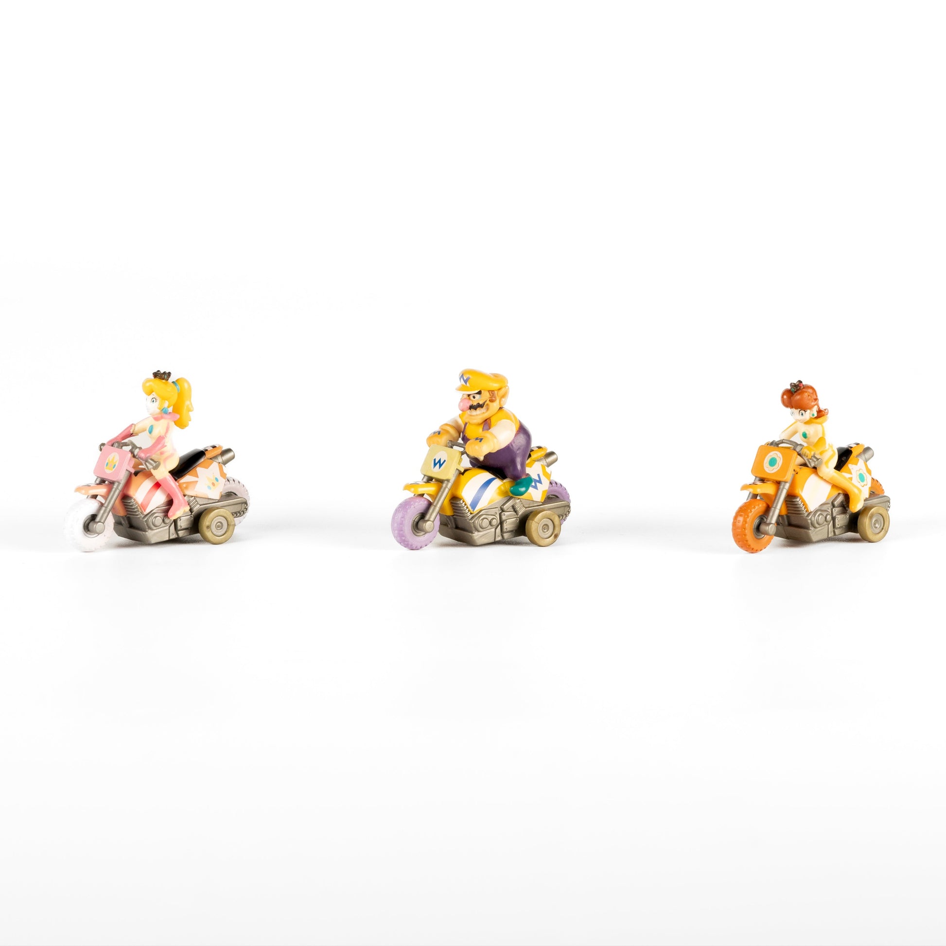 Japan Exclusive_Vintage_Mario Kart / Pull-Back Mini Figures - Mario, Peach, Yoshi, Toad, Daisy & Wario_03