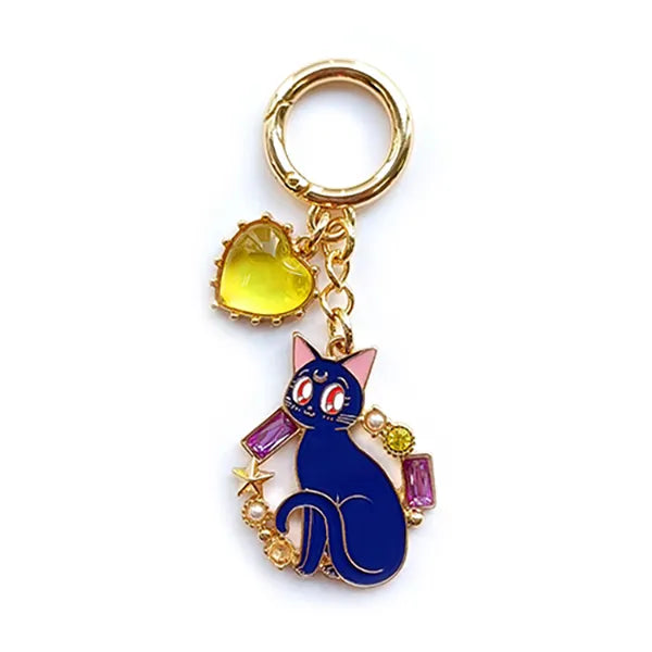 sailor-moon-store-original-bag-charm-luna01