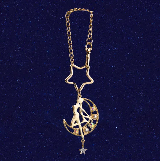 sailor-moon-store-original-silhouette-bag-charm-usagi-tsukino-01
