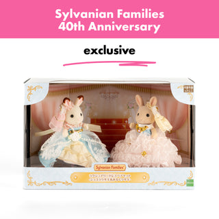 sylvanian-families-40th-anniversary-exhibition-luxury-dress-pair-set-chocolate-rabbit-milk-rabbit-01