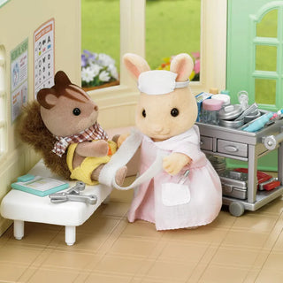 sylvanian-families-lovely-nurse-set03