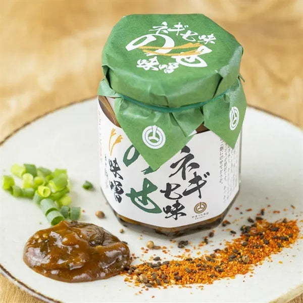 yamauchi-honten-miso-with-green-onion-and-shichimi03